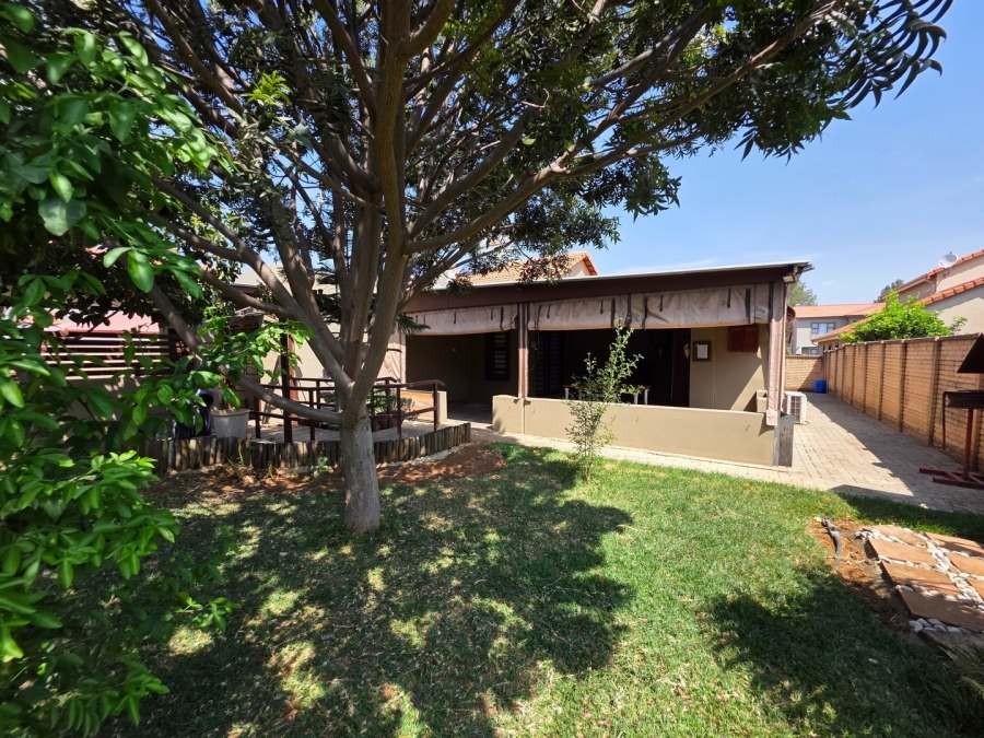 3 Bedroom Property for Sale in Waterkloof East North West